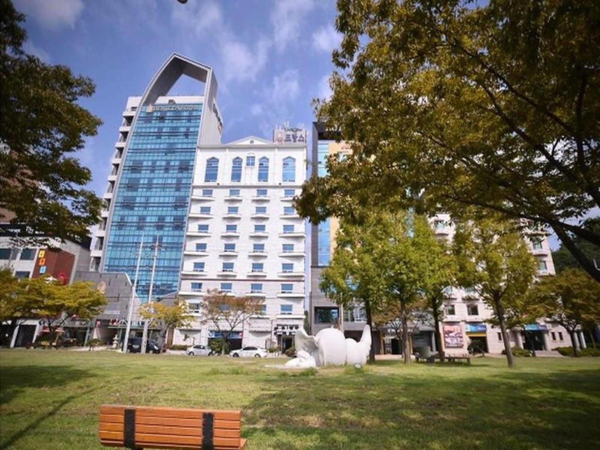 Am Ort Hotel Josu Exteriér fotografie